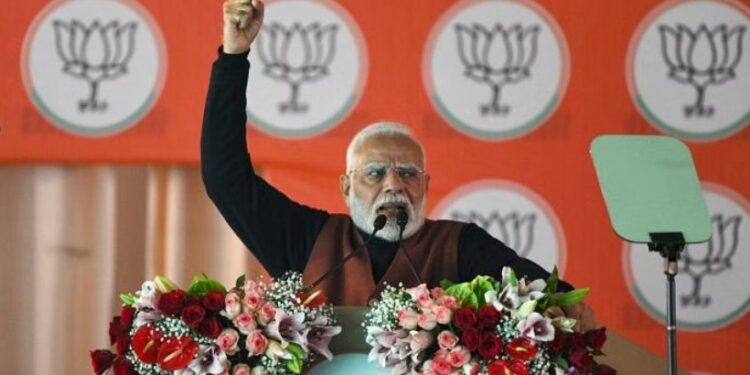 ഡല്ഹിയുടെ വളര്ച്ച മുരടിച്ചു; ആം ആദ്മി പാര്ട്ടി ദുരന്തം’; പരിവര്ത്തന് യാത്രയ്ക്കിടെ ആം ആദ്മി പാര്ട്ടിയെ കടന്നാക്രമിച്ച് പ്രധാനമന്ത്രി