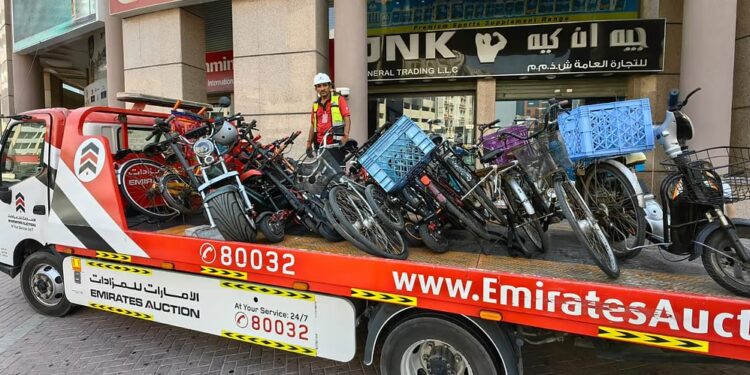 ദുബായ് നായിഫിൽ 3,800 ഇ-സ്കൂട്ടറുകളും സൈക്കിളുകളും പിടിച്ചെടുത്തു