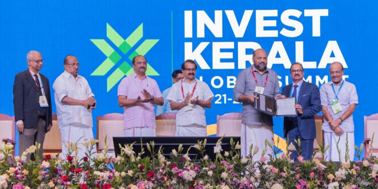 കേരളത്തിൽ 5000 കോടിയുടെ വമ്പൻ പദ്ധതികൾ പ്രഖ്യാപിച്ച് ലുലു; ഐടി ഫിനാൻസ് രംഗത്ത് വലിയ അവസരങ്ങളുമായി ഗ്ലോബൽ സിറ്റി