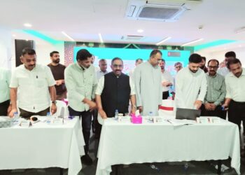 നീറ്റ് രജിസ്ട്രേഷന് ദുബൈ കെഎംസിസി ഹെൽപ്പ് ഡസ്ക്ക് തുടങ്ങി