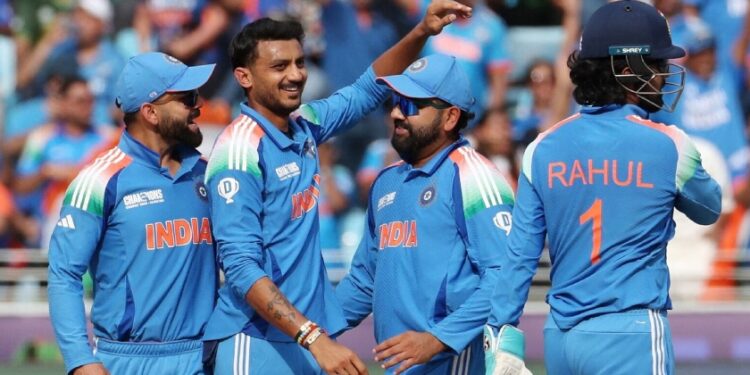 ചാമ്പ്യൻസ് ട്രോഫി: കോലിക്കരുത്തില് ഇന്ത്യക്ക് വിജയം , പാകിസ്ഥാനെ തകര്ത്തെറിഞ്ഞ് സെമിയിലേക്ക്