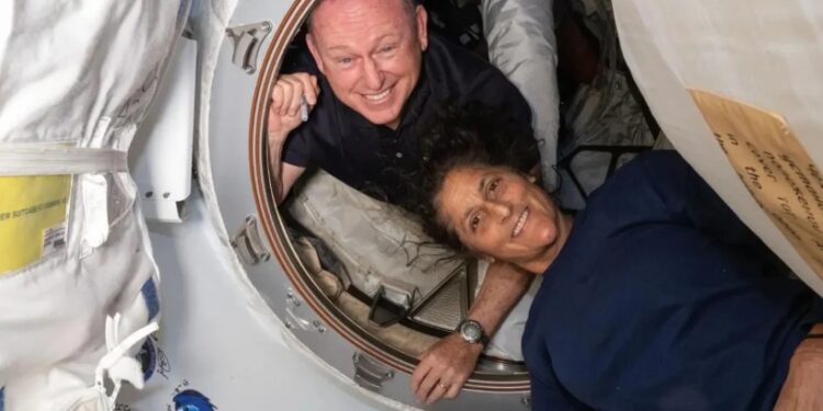 എട്ട് മാസത്തിന് ശേഷം സുനിത വില്യംസും ബുച്ച് വില്മോറും ഭൂമിയിലേക്ക്