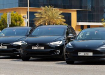 44% വളർച്ച രേഖപ്പെടുത്തി ദുബായ് ആഡംബര ഗതാഗത മേഖല