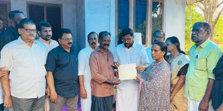 ഓർമ കുടുംബ സഹായം ബാലന്റെ കുടുംബത്തിന് കൈമാറി