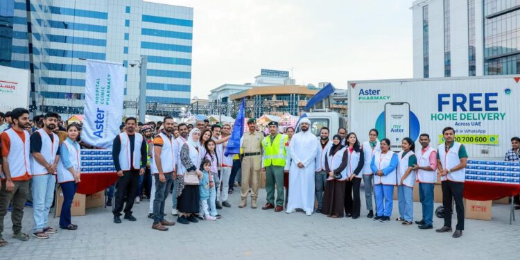ആസ്റ്റര്‍ ഡിഎം ഹെല്‍ത്ത് കെയര്‍ ദുബായ് പോലീസുമായി സഹകരിച്ച് യുഎഇയിലെ വാഹന യാത്രക്കാര്‍ക്ക് റമദാനില്‍ 150,000 ഇഫ്താര്‍ കിറ്റുകള്‍ വിതരണം ചെയ്തു