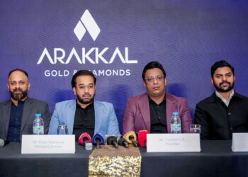 അറക്കൽ ഗോൾഡ് & ഡയമണ്ട്‌സ്  ഷാർജ സഫാരി മാളിൽ