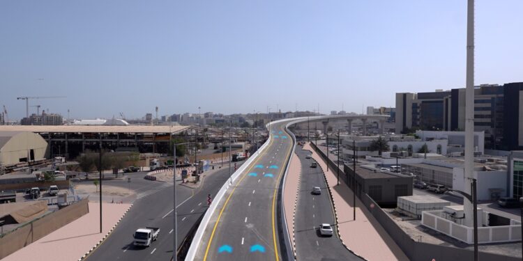 ജുമൈറ-അൽ മിന സ്ട്രീറ്റുകൾക്കിടയിൽ പുതിയ പാലം തുറന്ന് ദുബായ് ആർടിഎ