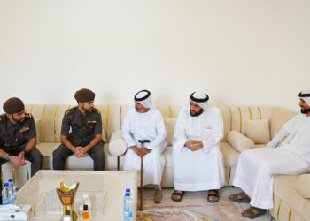 ദുബായിൽ പ്രായമായ  എമിറാത്തി പൗരന്മാർക്ക് ജിഡിആർഎഫ്എയുടെ ഈദ് സന്തോഷം