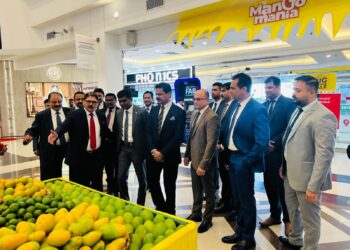 ലുലുവിൽ ഇനി മാമ്പഴക്കാലം: ഇരുപത് രാജ്യങ്ങളിൽ നിന്ന് നൂറിലധികം ഇനങ്ങളുമായി ‘മംഗോ മാനിയ’