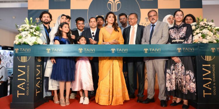 താജ്‌വി ഗോൾഡ് & ഡയമണ്ട്സ് ദുബൈയിൽ രണ്ടു പുതിയ ഷോറൂമുകൾ ആരംഭിച്ചു